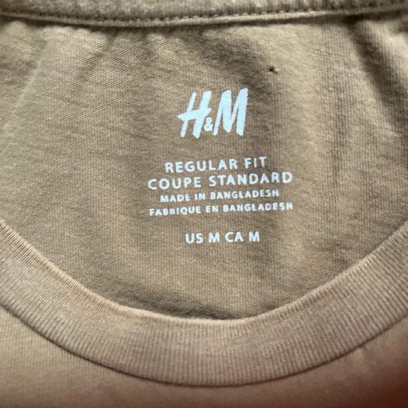 H&M Tan Regular Fit Coupe Standard Large T-shirt - Picture 2 of 2